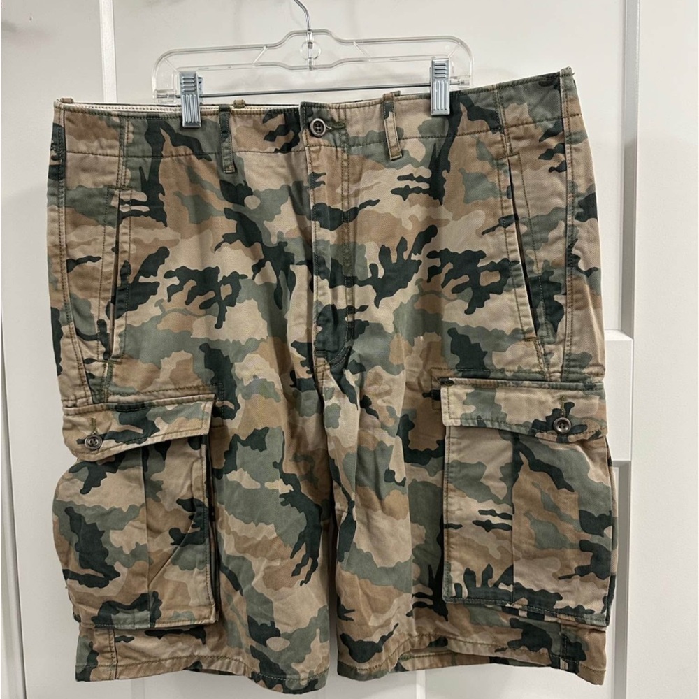 Levi's Green and Brown Cargo Shorts